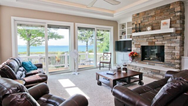 Homestead Property Remodel Living Room detail